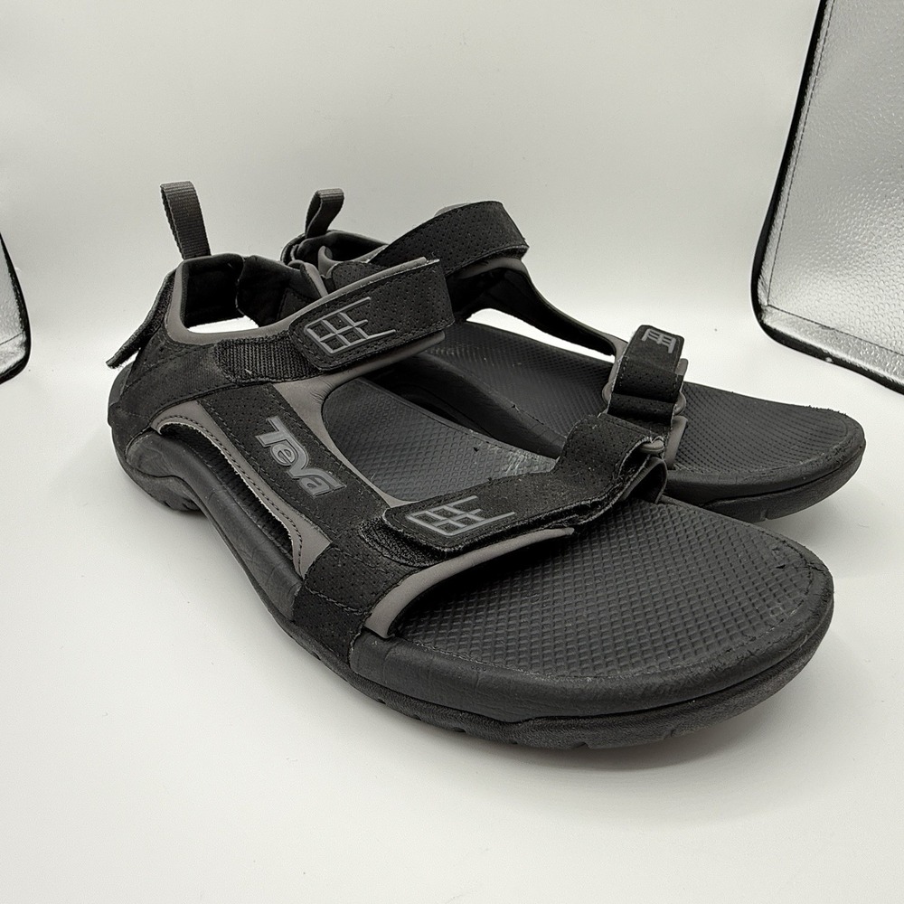 Teva Minam Sport Sandals Mens Black Size 9 Hiking Water Shoes River Sandals 4289